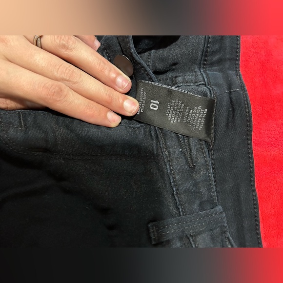 Jeans - Picture 2 of 3